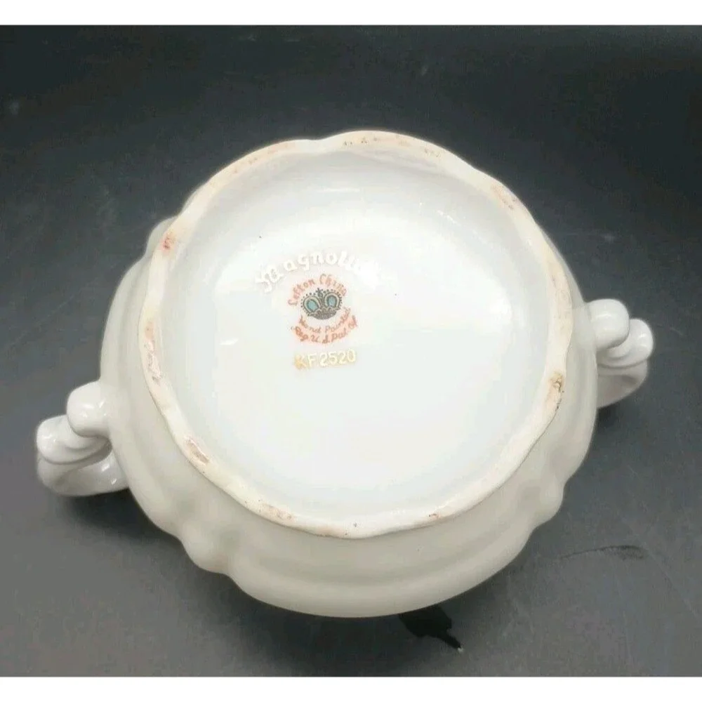 Vintage Lefton China Hand Painted Magnolia 2520 Sugar Bowl Gold Trim